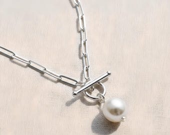Silver Toggle Pearl Necklace | flat paperclip chain