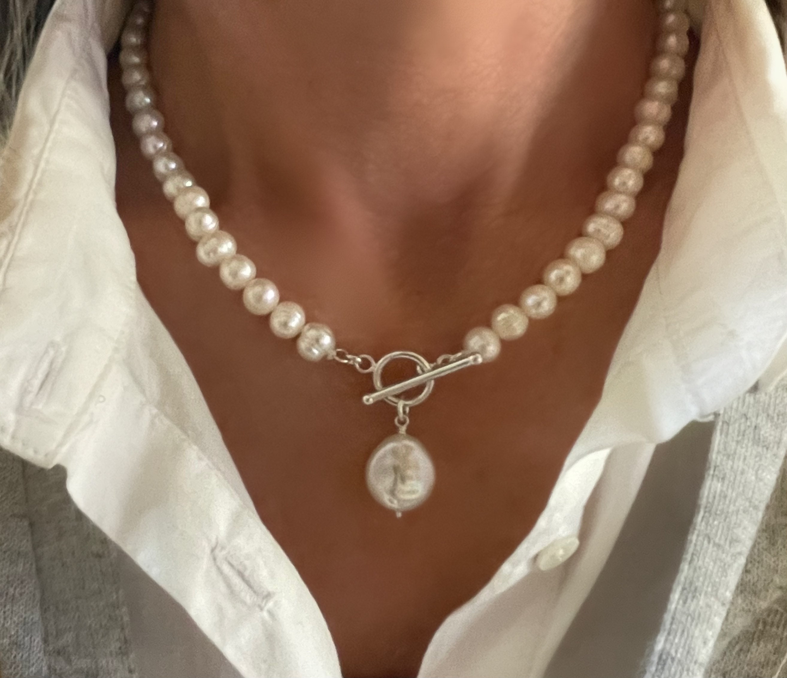 Toggle cheap pearl necklace