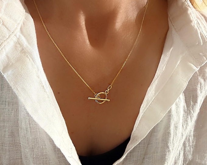 Gold Toggle Necklace | 14k gold filled chain | vermeil clasp