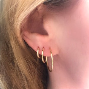Dainty Hoop Earrings | 14kt Gold Filled Earrings | Minimalist Earrings | Classic Thin Hoops |