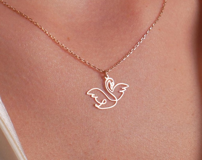 Dove Necklace in Minimalist Design, Symbol of Peace and Hope, Minimalist Bird Pendant, Gift for Her, Everyday Necklace, Gift for Mother