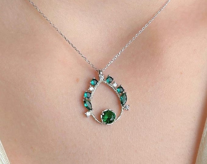 Emerald Necklace Silver, Dainty Teardrop Pendant Gift for Her, Elegant Nature Jewelry, Birthday Gift Women, Green Stone Necklace