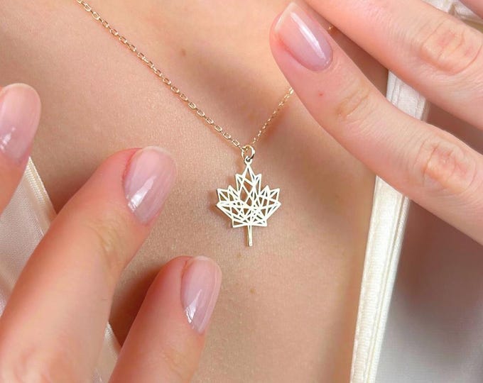 Maple Leaf Necklace Gold Pendant, Canadian Symbol Jewelry, Minimalist National Pride Gift for Canada Lovers