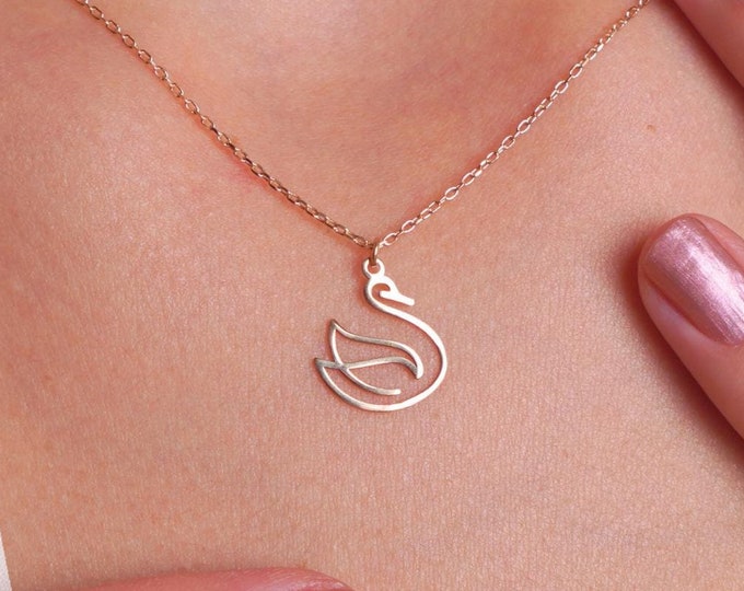 Swan Necklace in 14K Gold, Minimalist Bird Pendant, Elegant and Graceful Jewelry, Perfect Gift for Her, Christmas Gift, Handmade Jewelry