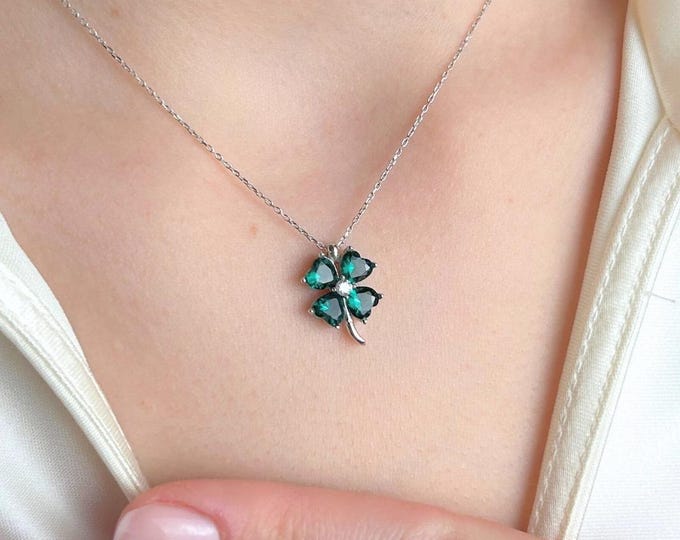 Green Clover Necklace Silver, Four Leaf Lucky Pendant for Her, Dainty Sparkling Charm, Birthday Gift Women, Emerald Jewelry, Luck Gift