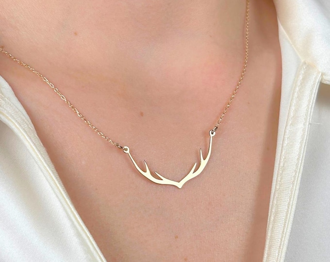 Antler Necklace, Deer Horn Pendant, Nature Inspired Jewelry, Minimalist Wildlife Pendant, Rustic Boho Charm, Dainty Necklace, Gift for Her