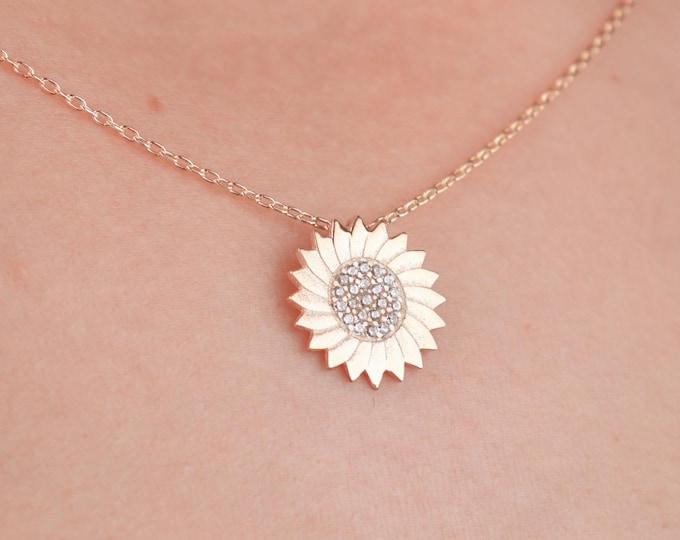 14k sunflower necklace, gold flower pendant, everyday jewelry, 14k gold sunflower necklace, women necklaces, gift for her, summer jewelry