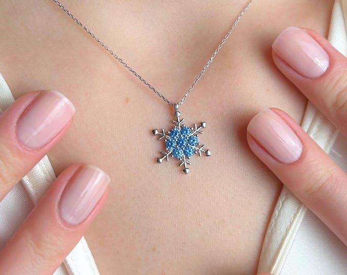 Blue Snowflake Necklace, Winter Pendant Gift for Her, Dainty Sparkling Charm, Christmas Jewelry Women, Birthday Gift, Elegant Snow Necklace