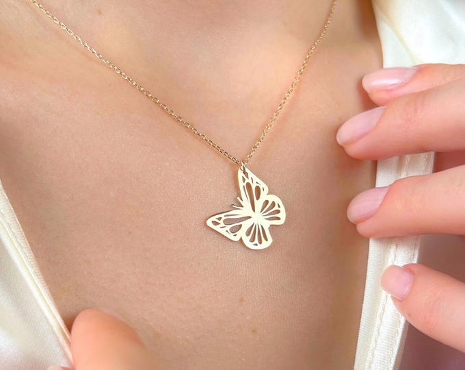 Gold Butterfly Necklace, Dainty Butterfly Pendant, Minimalist Jewelry, Feminine Gold Charm, Delicate Necklace, Gift for Her