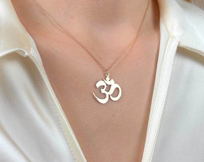 Gold Om Necklace, Aum Symbol Pendant, Spiritual Yoga Jewelry, Meditation Gift, Hindu Buddhist Pendant, Sacred Sound Charm, Dainty Necklace
