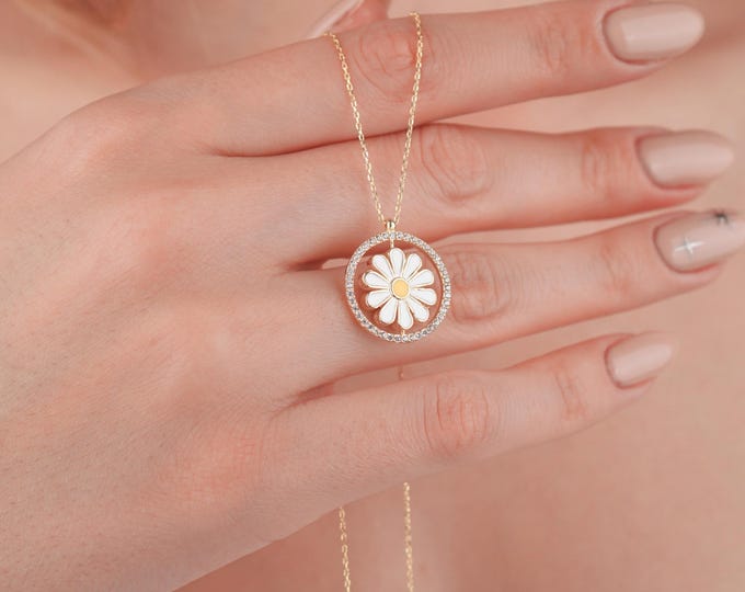 Unique Rotating Daisy Pendant Necklace in Yellow Gold, 360 Spin Flower Jewelry, Enamel Charm for Women, Gift for Her, Anniversary Necklace