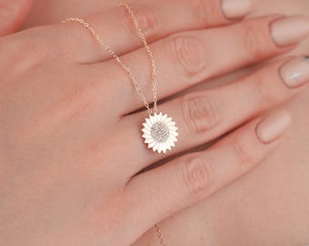 Gold Sunflower Pendant Necklace