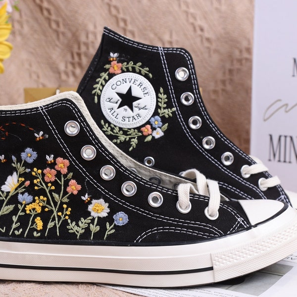 Embroidery shoes,Christmas Gifts,bridal shoes,Custom Wedding Shoes,For Bride Sneakers,Hand Embroidered,Custom shoes,Floral Men Sneakers,