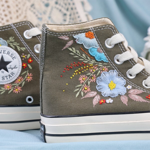 Custom Wedding Converse High Tops, Bridal Flowers Embroidered Shoes, Wedding Flowers Embroidered Sneakers, Personalized Gifts for Girlfriend