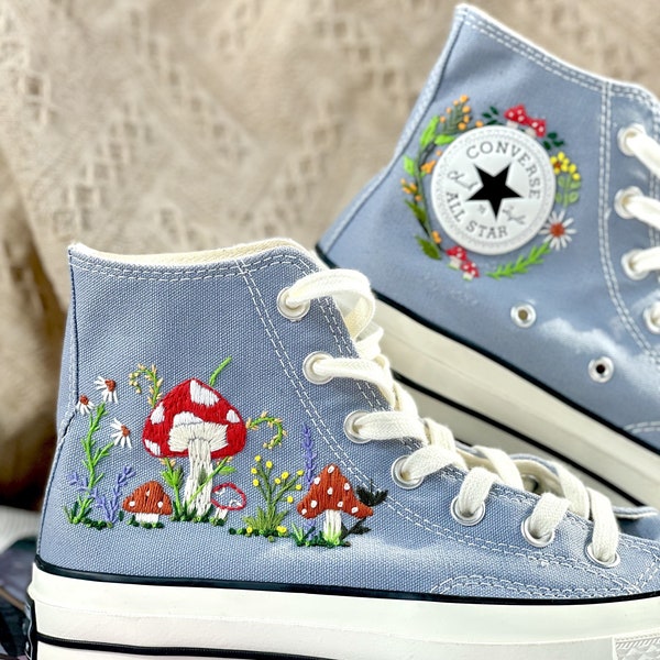 Embroidery shoes,Custom shoes,Floral Men Sneakers,Embroidered Flower,Embroidery Designs,Hand Embroidered,Gifts,Gifts for Girls,bridal gifts,