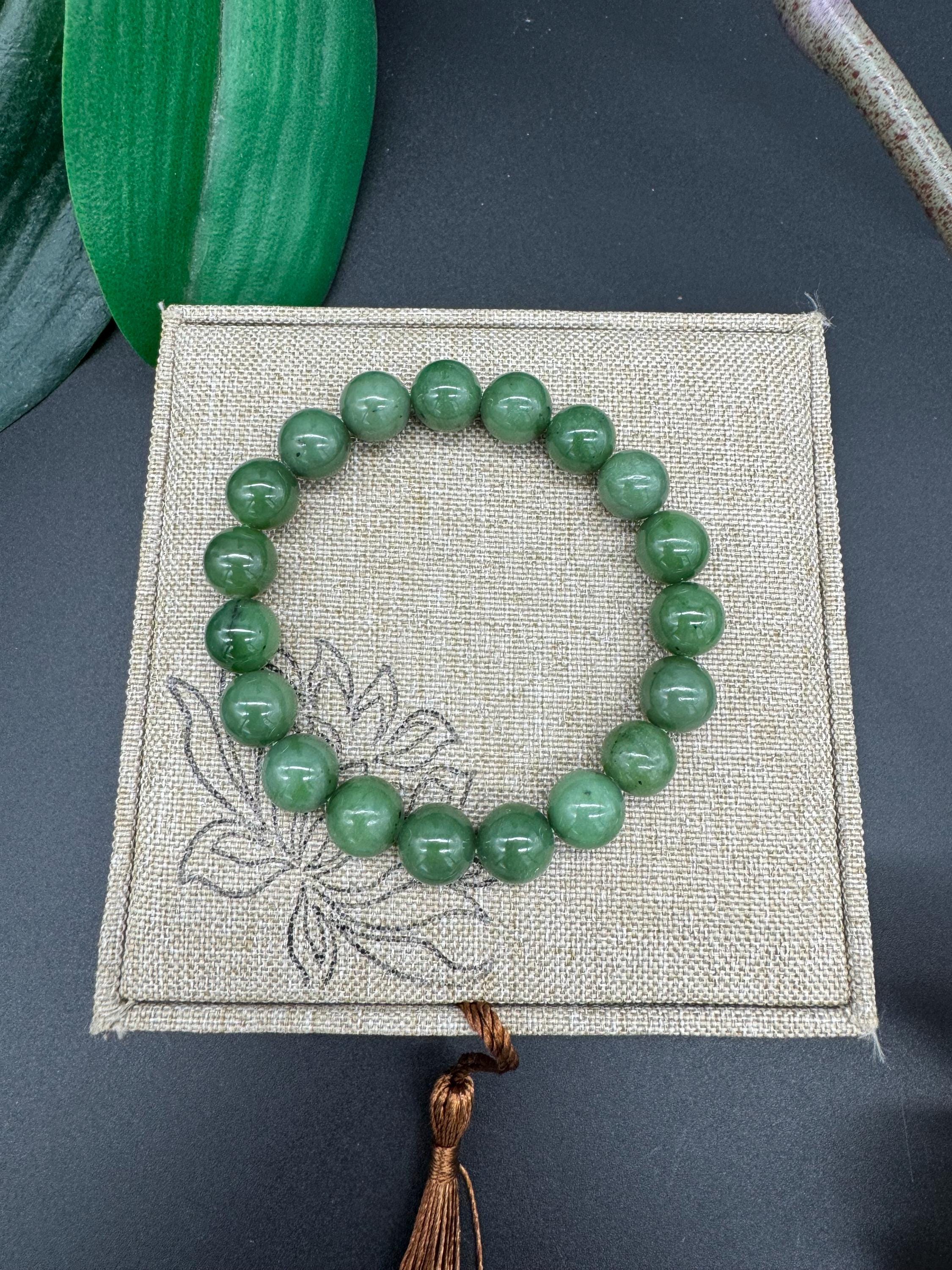 Green jade bracelet - Etsy 日本 Green jade bracelet - Etsy 日本