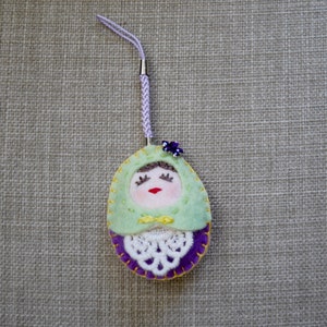 Happy Matryoshka Felt Hanging Decoration Small Size,Felt Doll, Felt Doll Keychain, Felt Matryoshka, Felt Ornament, Christmas Decoration image 5