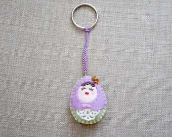 Happy Purple vs Green Russian Matryoshka Felt Keychain (Small Size), Felt doll, Felt Matryoshka, Felt Christmas Ornament, Christmas Gift