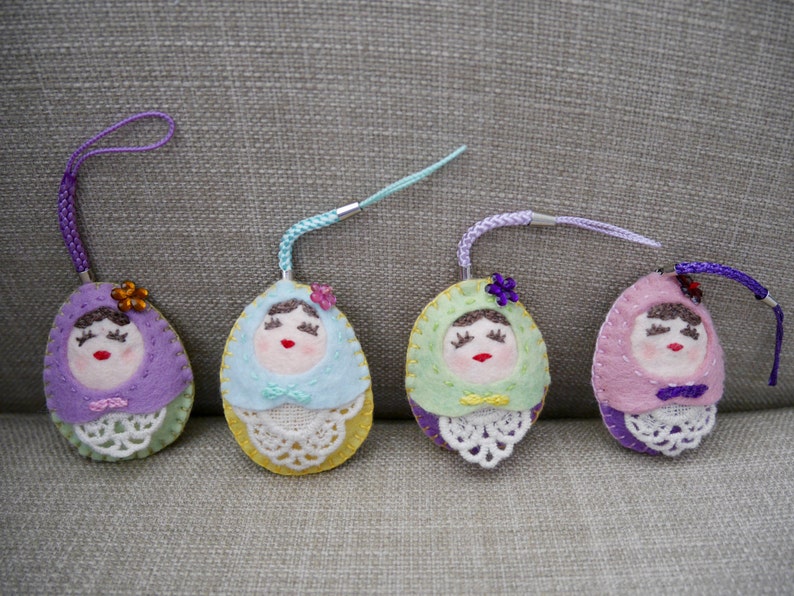 Happy Matryoshka Felt Hanging Decoration Small Size,Felt Doll, Felt Doll Keychain, Felt Matryoshka, Felt Ornament, Christmas Decoration image 1