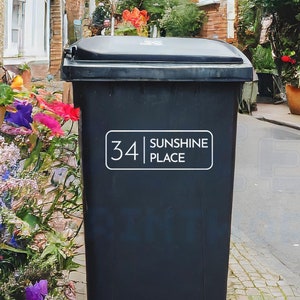 Personalisierte Mülltonne Aufkleber | Klassisch | Vinyl-Aufkleber | Hausnummer und Straßenname | 1er-, 2er-, 3er- oder 4er-Packung