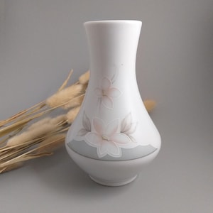 Vintage Winterling Kirchenlamitz Bavaria Porcelain Vase: Pink Floral Decor