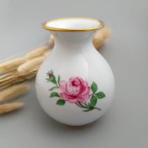 Fürstenberg Small White Porcelain Vase: Rose Flower Pattern, Vintage 60s H - 10cm/4&#39;&#39;