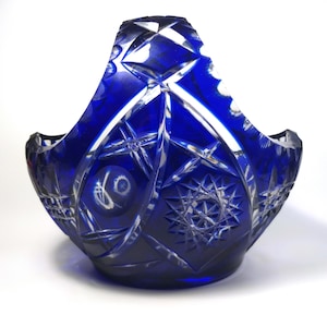 Jarrón de cristal azul cobalto estilo bohemio vintage: jarrón de cristal tallado a mano