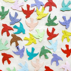 100 semi di uccellini innamorati per bomboniere - Uccellini di carta con semi di fiori piantabili, Colombe di coriandoli - Carta con semi verde salvia, crema e lilla e altro ancora