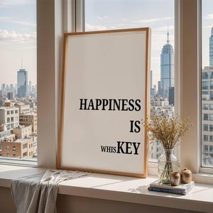 Happiness is WhisKEY ウォールアート おもしろいしゃれ バーサイン デジタルプリント ウイスキー愛好家へのギフト ホームバーデコレーション バーカートプリント ダウンロード 印刷可能