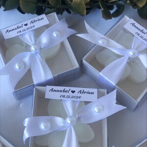 Perlen verzierte Kerze, Orchideenkerze, weiße Kerze, Kerze für besondere Anlässe, Brautparty, personalisierte Kerze, Hochzeitsfeier,