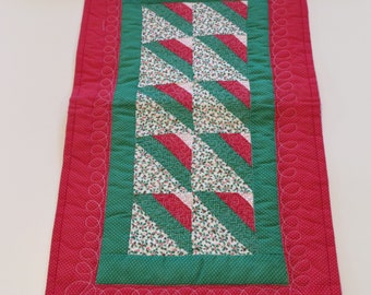 Quilted Table Runner-Holiday Triangles