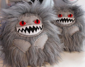 Criaturas en mi bolsillo - Peluche de terror hecho a mano