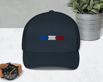Barberpole Trucker-Mütze – Bestickte Friseurmütze für Friseure und Haarstylisten
