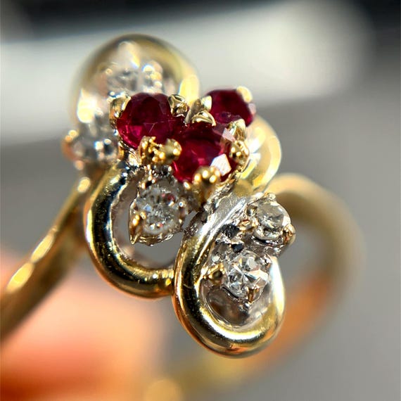 14k Ruby & Diamond Freeform Cluster Ring set in Y… - image 2