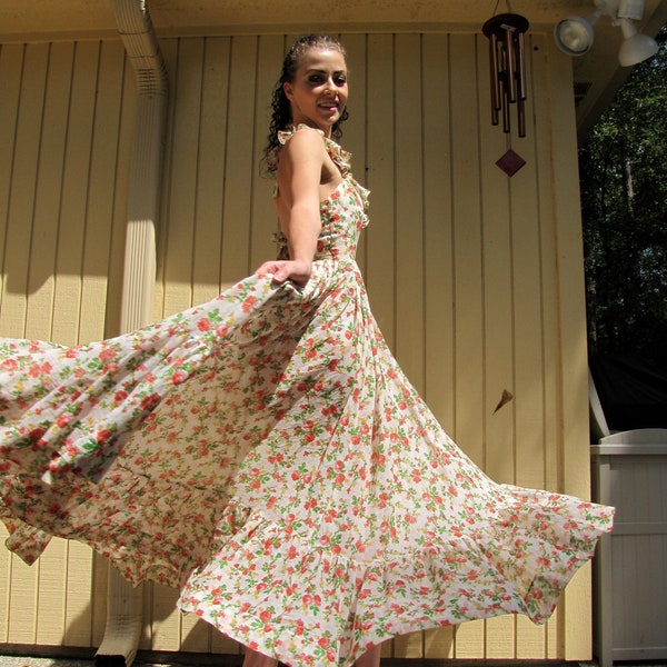 70s hippie maxi dress// FULL flowing skirt// Little flower print RESERVED RESERVED