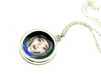 Collector Portrait murine pendant Silver Sister  coin mosaic