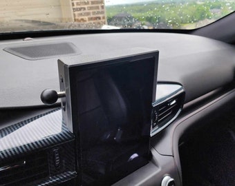 Ford Explorer 10" screen sleeve with 20mm ball mounts
