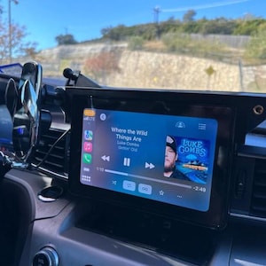 Ford Explorer 8&quot; screen  mounting sleeve