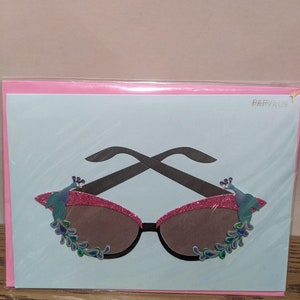 Papyrus Birthday card Peacock sunglasses