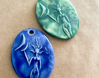 1 Spirit Goddess Blessingway Bead - Handmade Ceramic Oval Venus Bead in your choice of moss green or bold blue - Venus holding the Moon