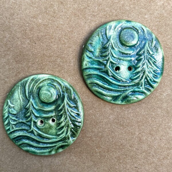 2 Extra Large Forest Buttons in Green