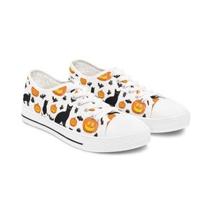 Womens Low Top Sneakers with Pumpkins Bats and Black Cat Pattern, Casual Halloween Lace Up Canvas Shoes for Fall Outfits