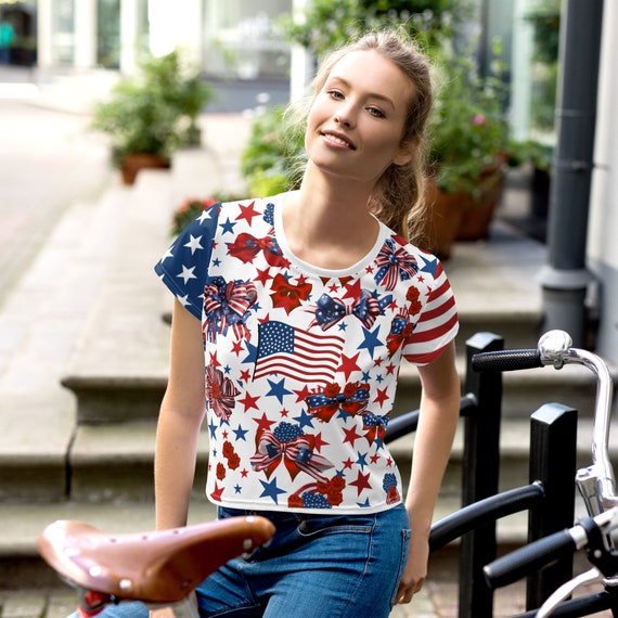 Women's Patriotic Crop Tee: USA Flag, Flowers & Bows