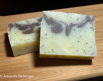 Lavender Poppy Seed Bath Soap