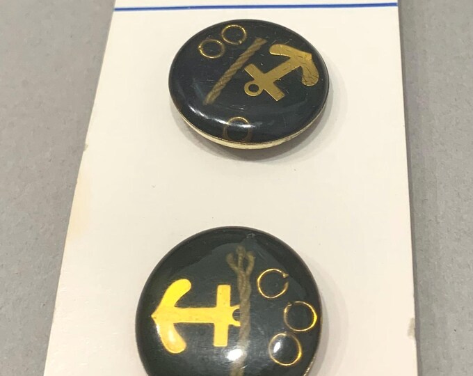 Two Vintage Junque Buttons on Original Card-15/16