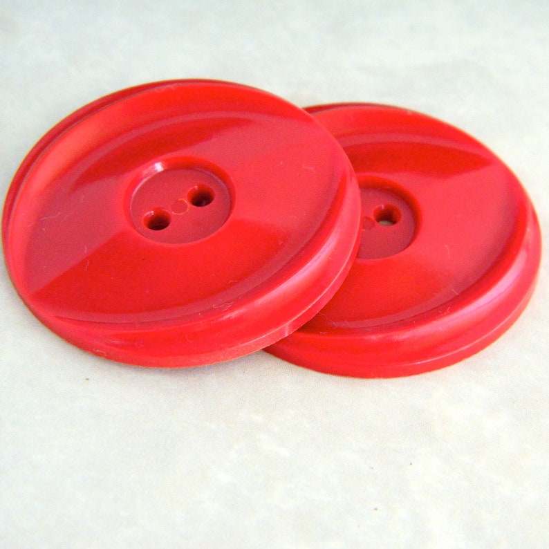 button pins button pins