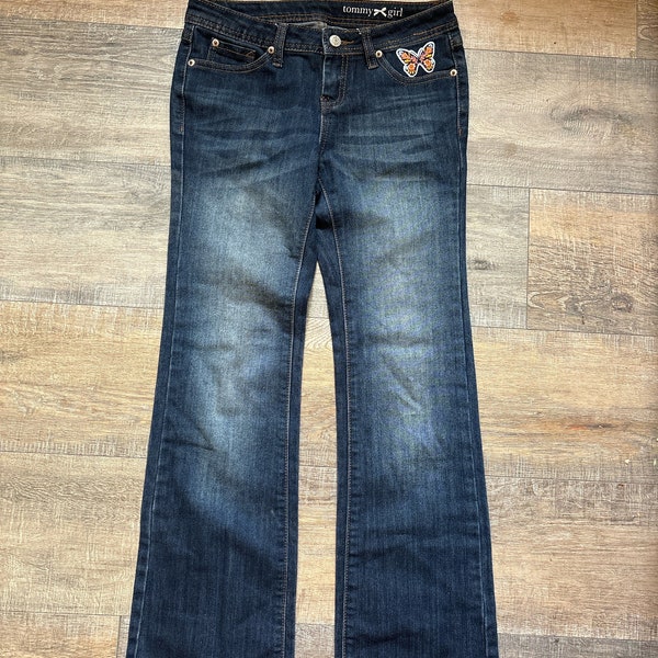 Women’s Tommy Girl dark wash denim jeans (size 1 in women’s)