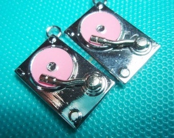4 x record  player  turntable pendants small pink records