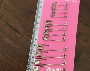 Scovill Queen rustles safety pins x 12 pieces  - made in England