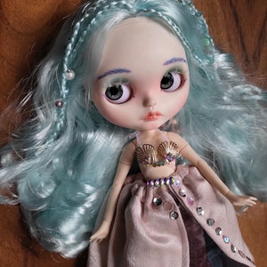 Muñeca Blythe OOAK Custom Factory, &quot;Ondine&quot;, la sirena, hecha a mano, única, pelo azul, tema marino